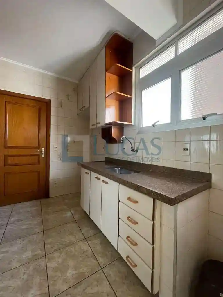 Apartamento com 3 quartos à venda, 110m² — foto 11 de 17