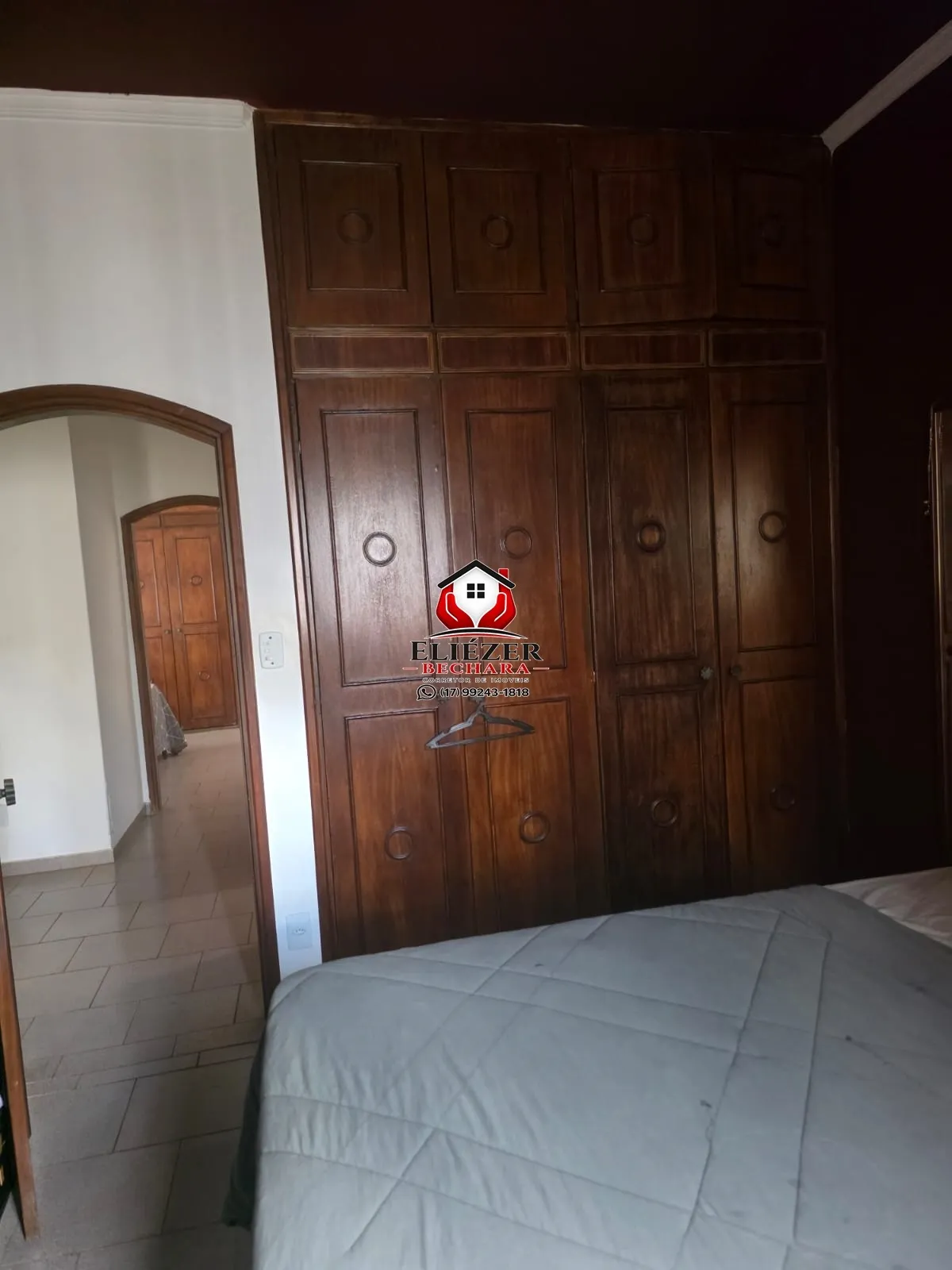 Casa com 3 quartos à venda, 140m² — foto 2 de 23