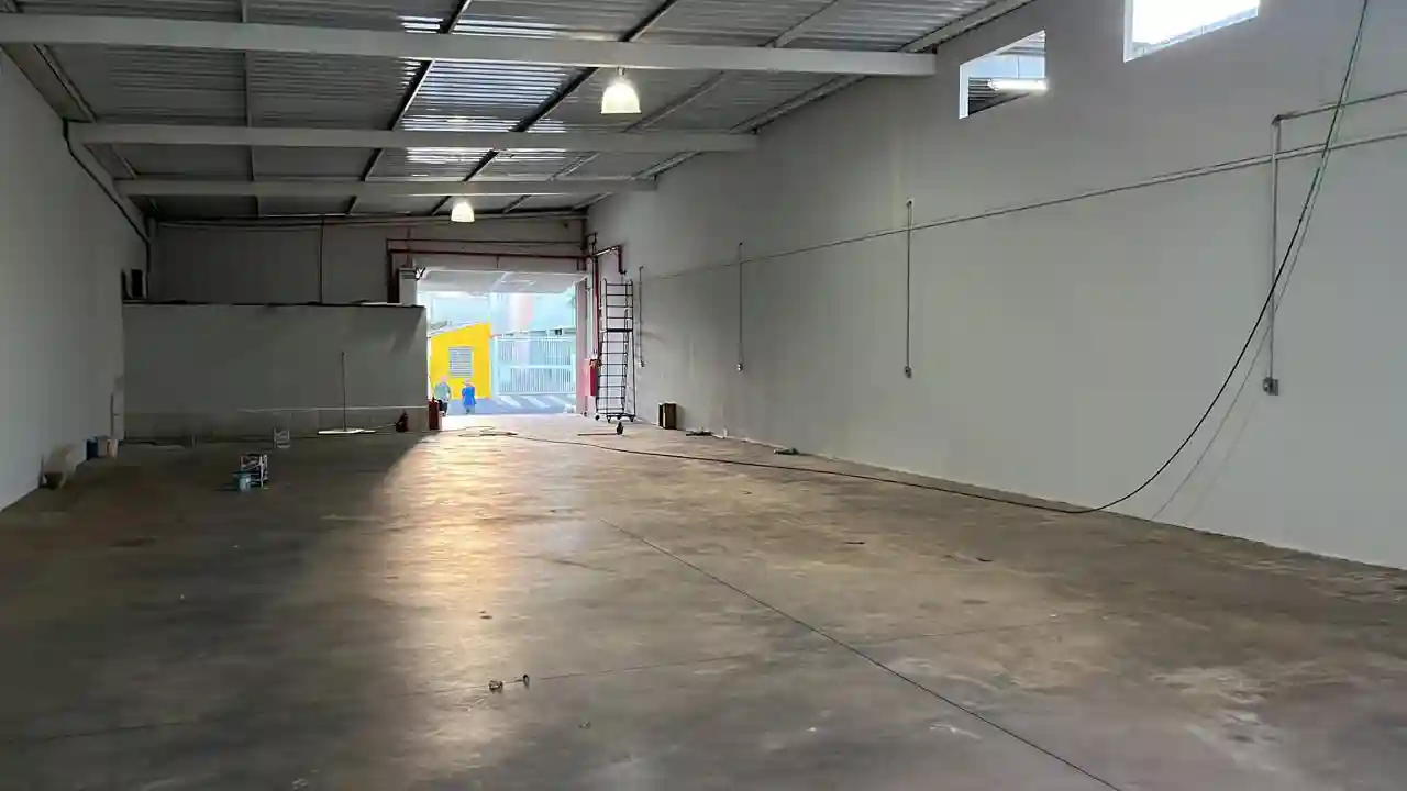 Loja / Salão / Ponto Comercial  para aluguel, 1300m² — foto 5 de 5