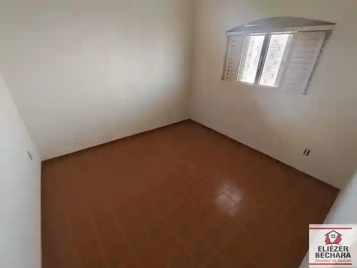 Casa com 5 quartos à venda, 367m² — foto 2 de 49