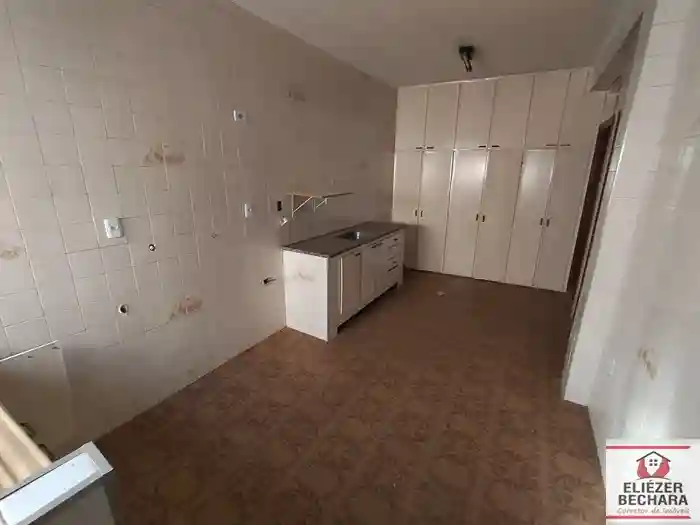 Casa com 5 quartos à venda, 367m² — foto 20 de 49