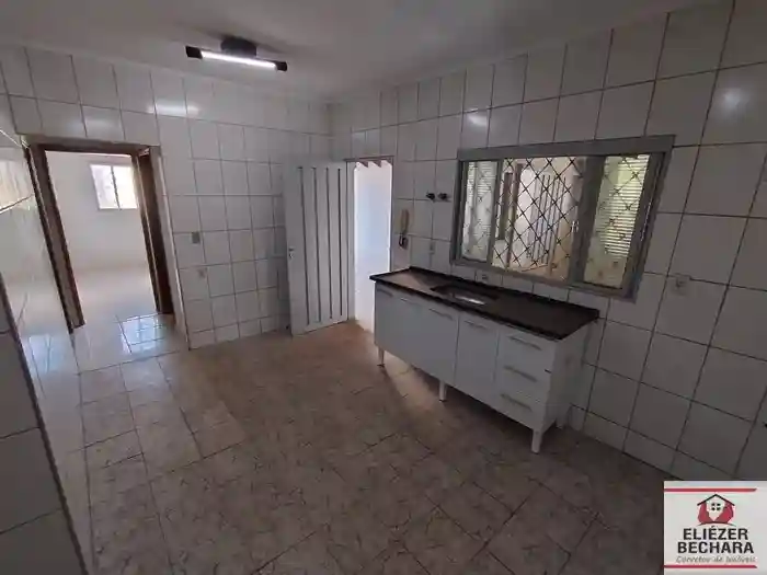 Casa com 5 quartos à venda, 367m² — foto 41 de 49