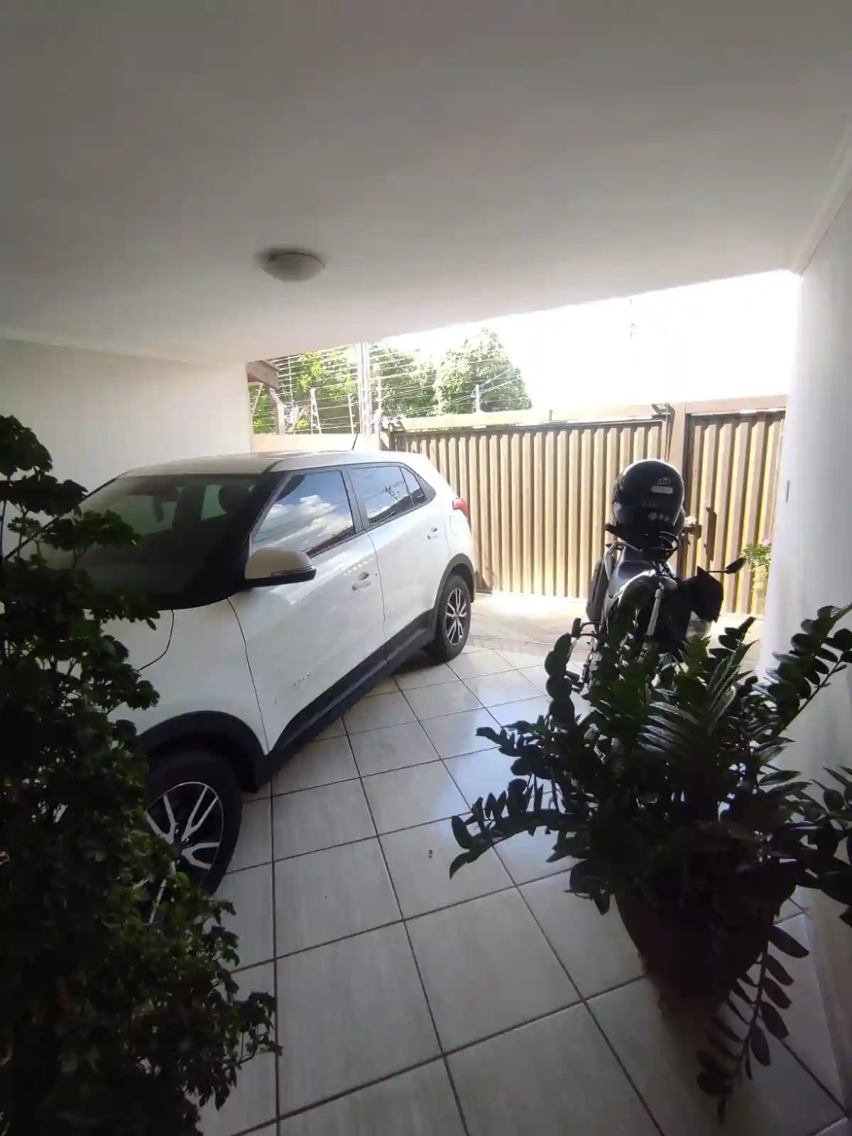 Casa com 3 quartos à venda, 180m² — foto 3 de 25
