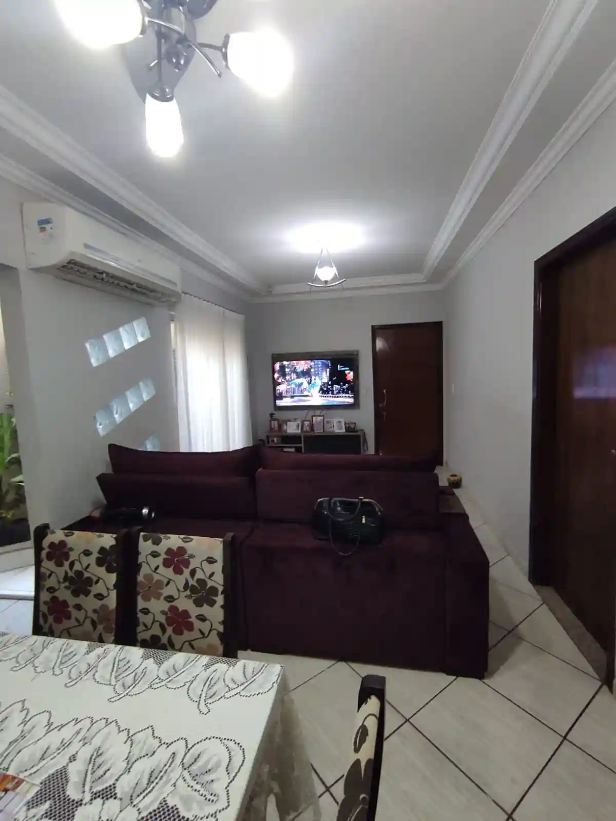 Casa com 3 quartos à venda, 180m² — foto 4 de 25