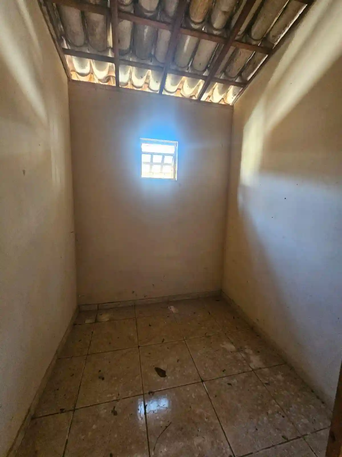 Casa com 3 quartos à venda, 240m² — foto 7 de 25