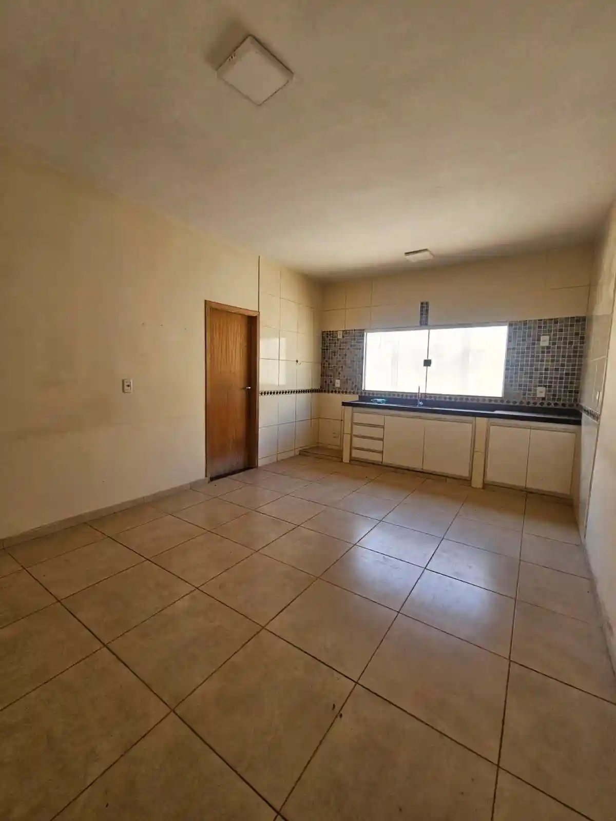 Casa com 3 quartos à venda, 240m² — foto 12 de 25