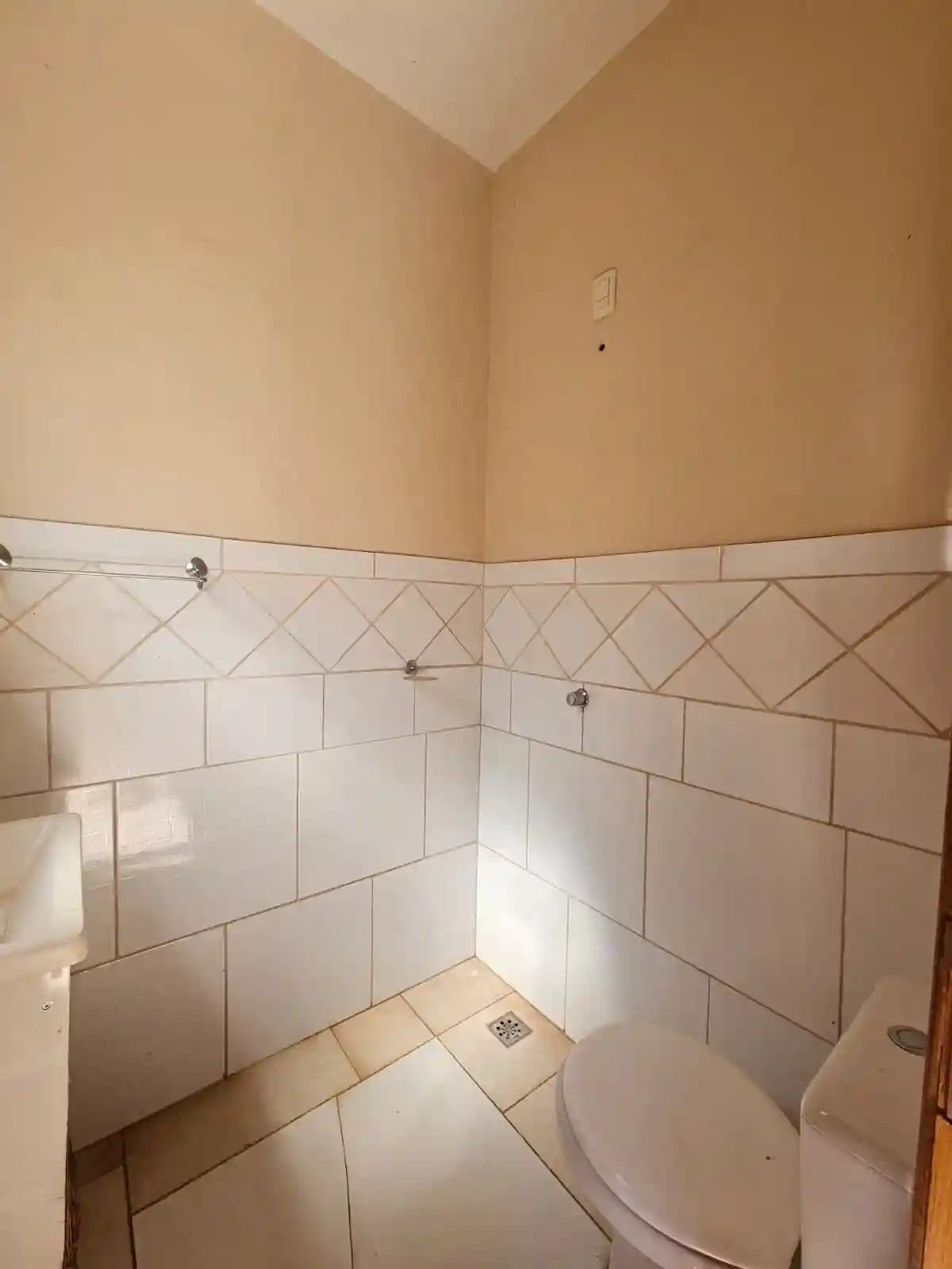 Casa com 3 quartos à venda, 240m² — foto 9 de 25