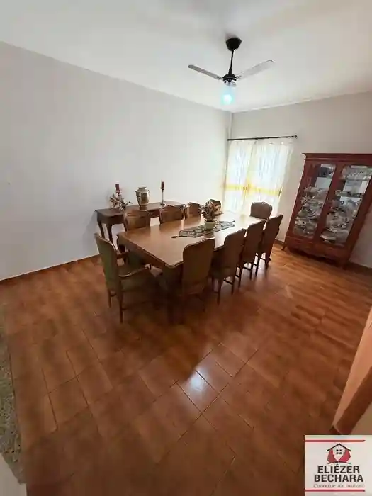 Casa com 4 quartos à venda, 230m² — foto 7 de 23