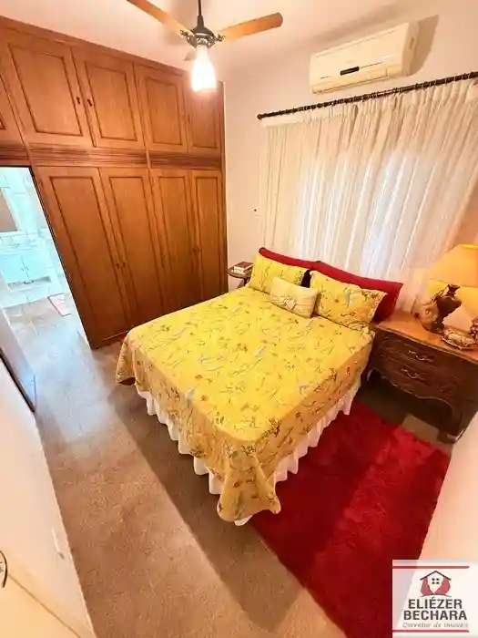 Casa com 4 quartos à venda, 230m² — foto 19 de 23