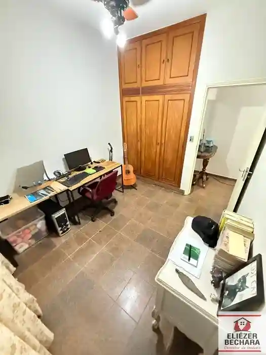 Casa com 4 quartos à venda, 230m² — foto 13 de 23