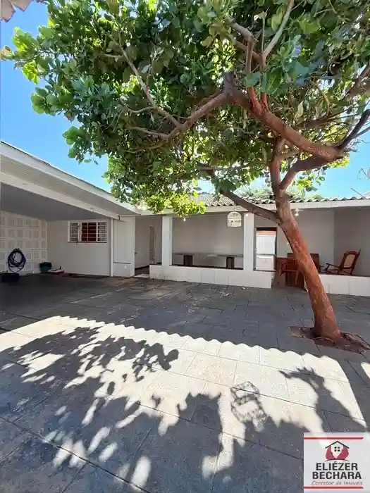 Casa com 4 quartos à venda, 230m² — foto 17 de 23
