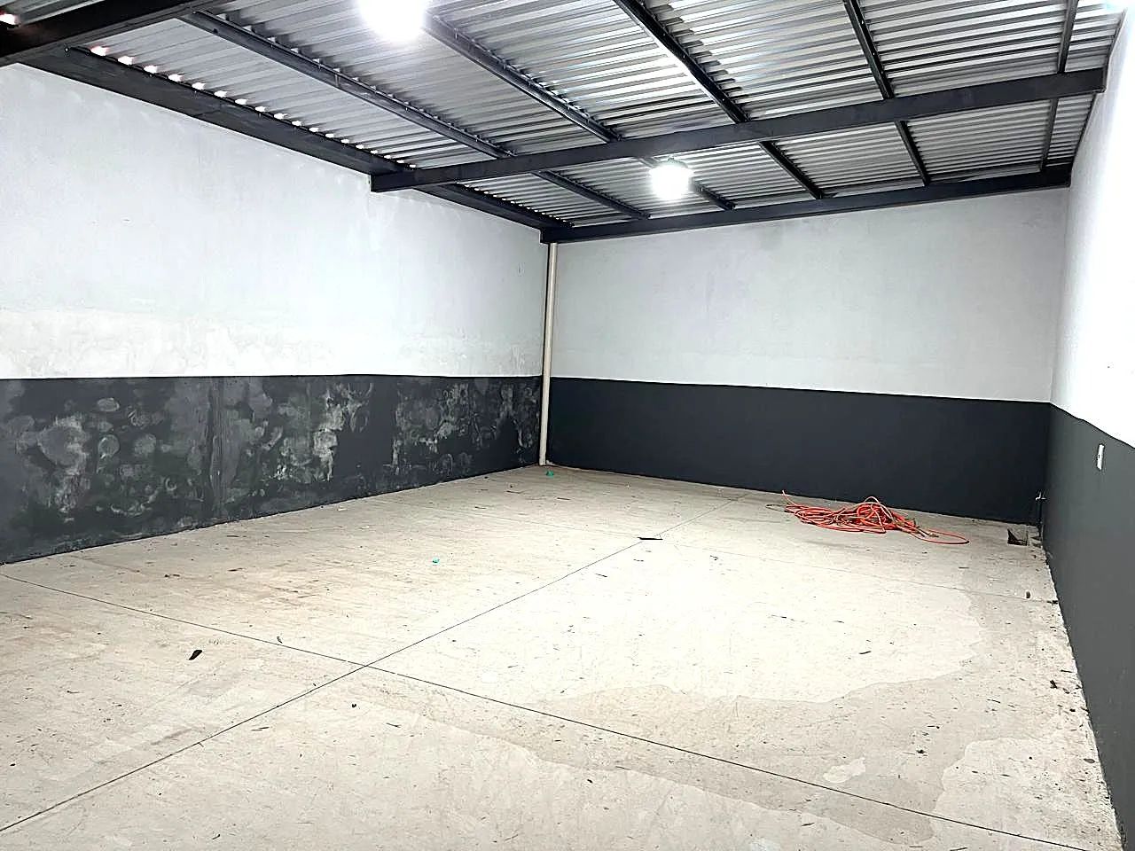 Loja / Salão / Ponto Comercial para aluguel, 300m² — foto 14 de 14