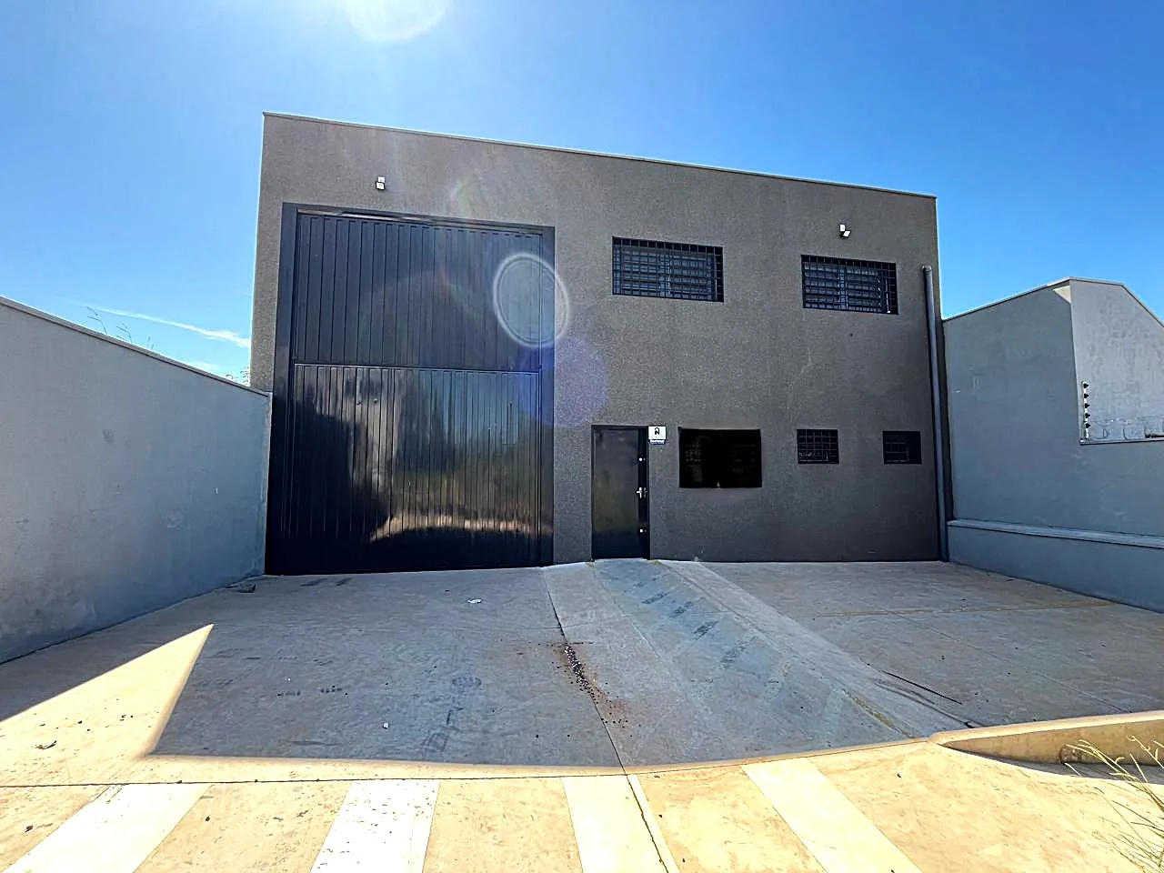 Loja / Salão / Ponto Comercial para aluguel, 300m² — foto 11 de 14