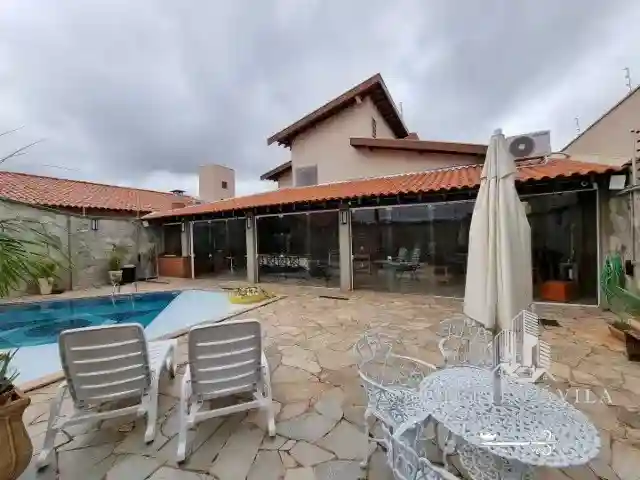 Casa com 4 quartos à venda, 600m² — foto 14 de 18