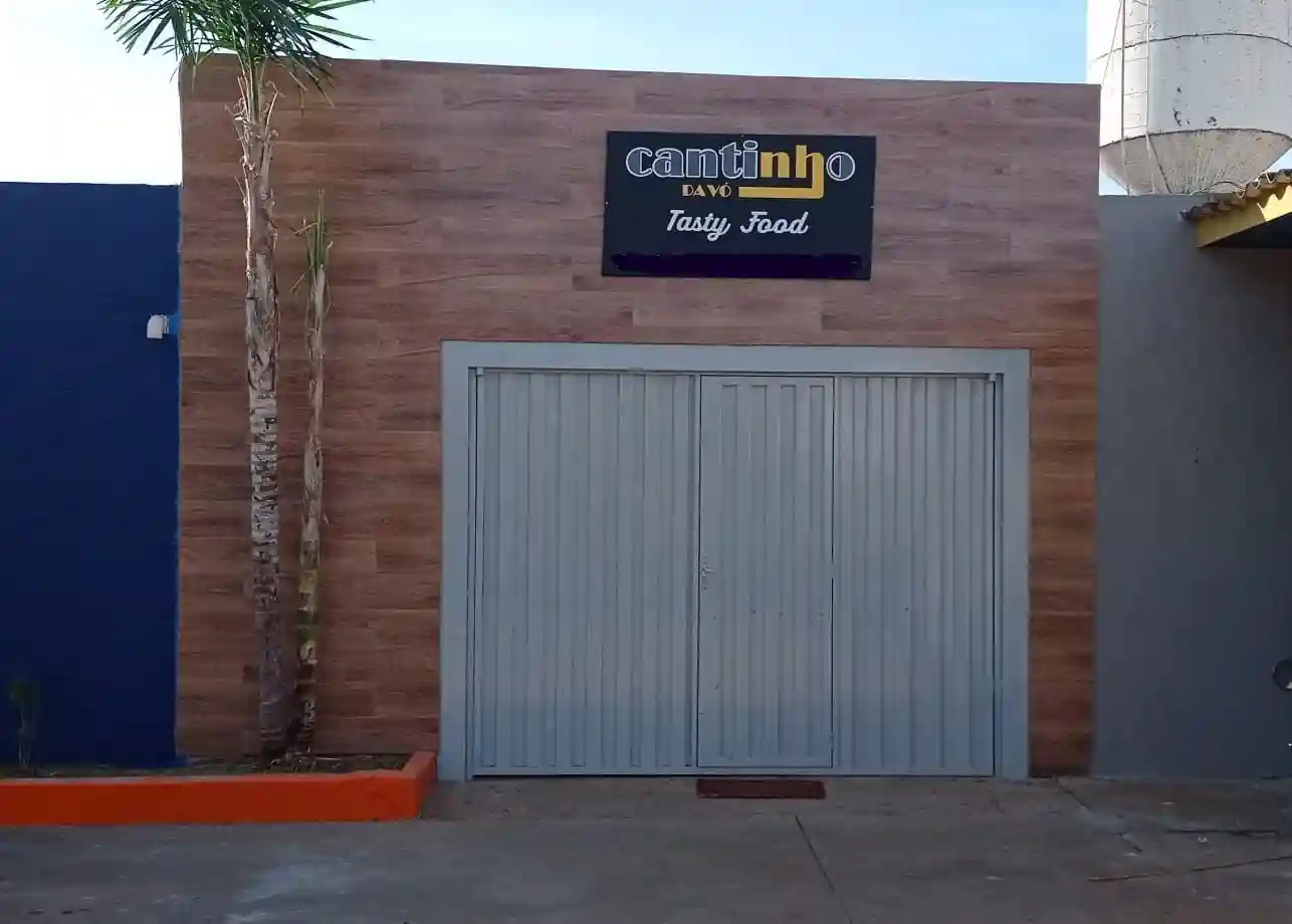Loja / Salão / Ponto Comercial com 1 quarto para aluguel, 1m² — foto 1 de 6
