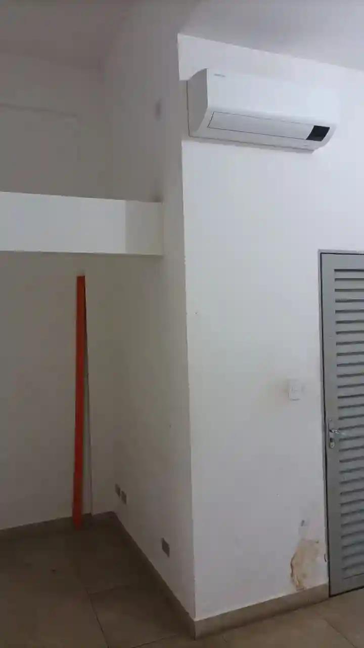Loja / Salão / Ponto Comercial  para aluguel, 50m² — foto 3 de 3
