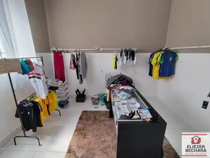 Loja / Salão / Ponto Comercial com 2 quartos à venda, 200m² — foto 13 de 53