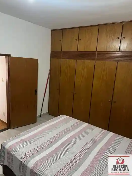 Loja / Salão / Ponto Comercial com 2 quartos à venda, 200m² — foto 33 de 53