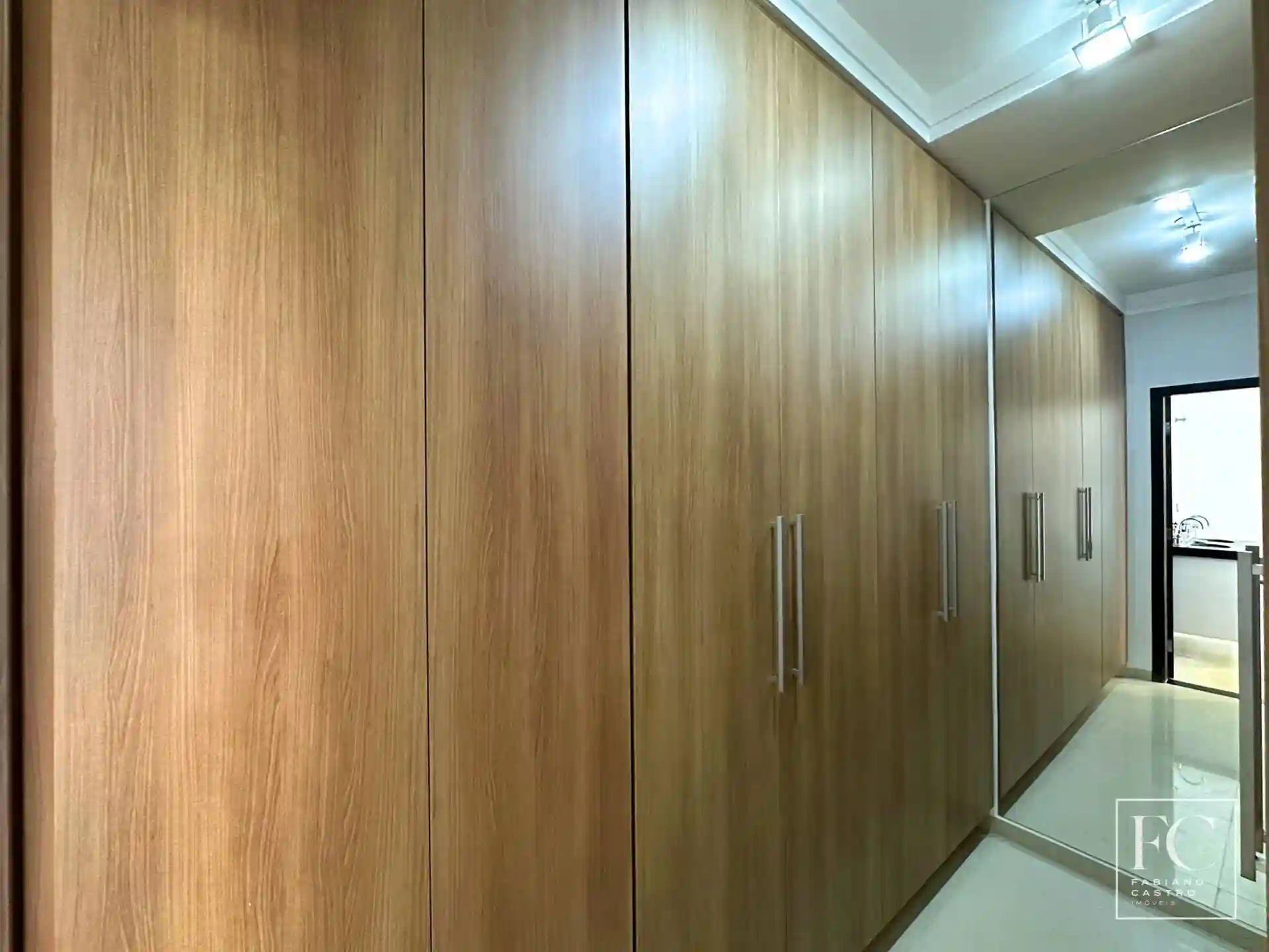 Casa de Condomínio com 3 quartos à venda, 210m² — foto 43 de 46