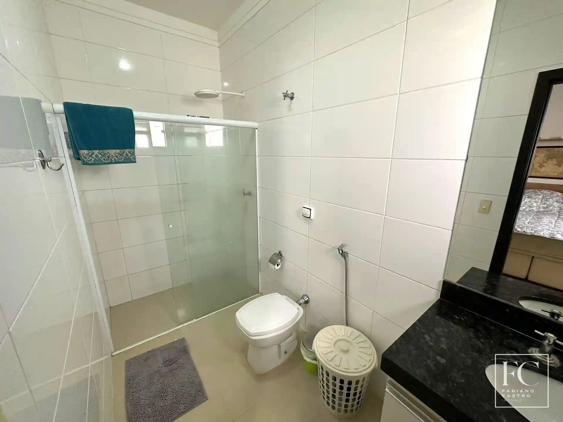 Casa de Condomínio com 3 quartos à venda, 210m² — foto 33 de 46