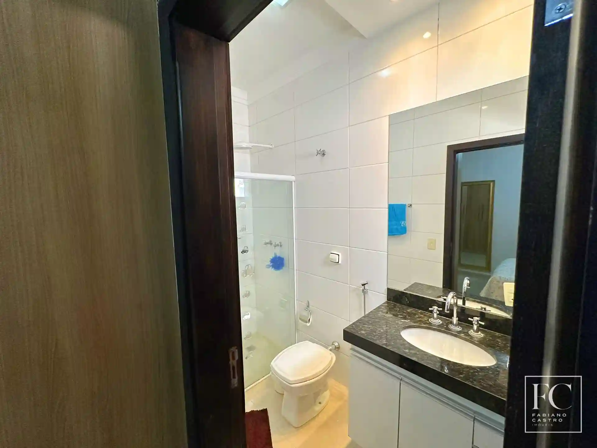 Casa de Condomínio com 3 quartos à venda, 210m² — foto 38 de 46