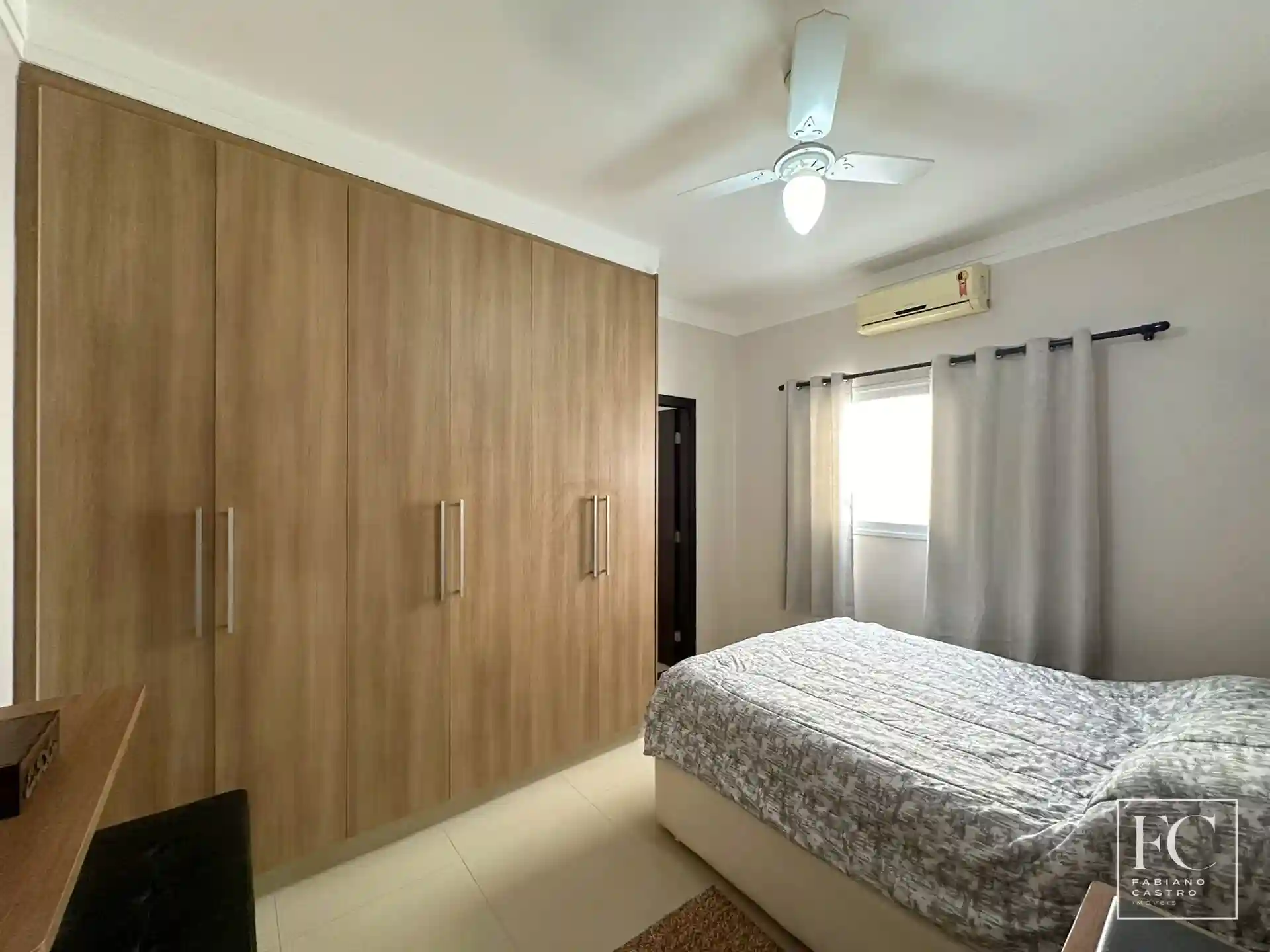 Casa de Condomínio com 3 quartos à venda, 210m² — foto 30 de 46