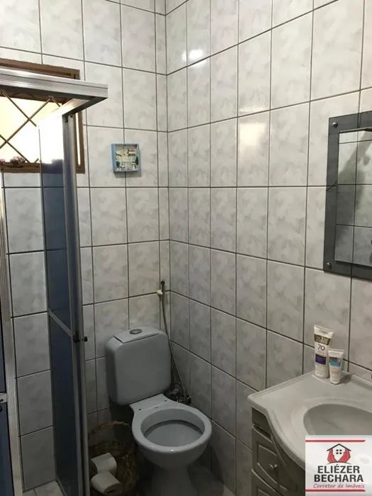 Casa à venda — foto 6 de 8