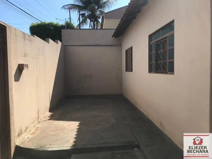 Casa à venda — foto 7 de 8