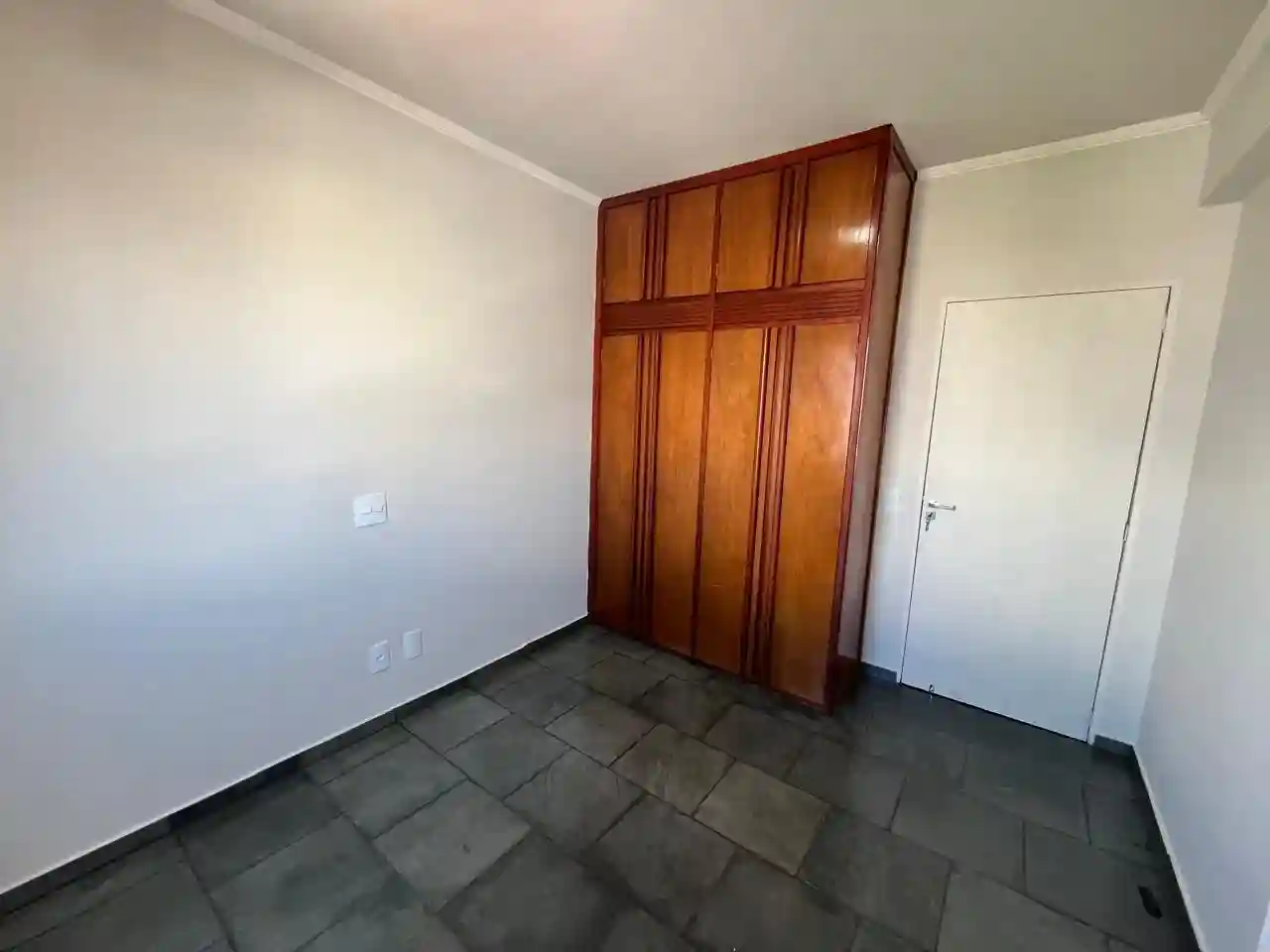 Apartamento com 2 quartos à venda, 70m² — foto 3 de 20