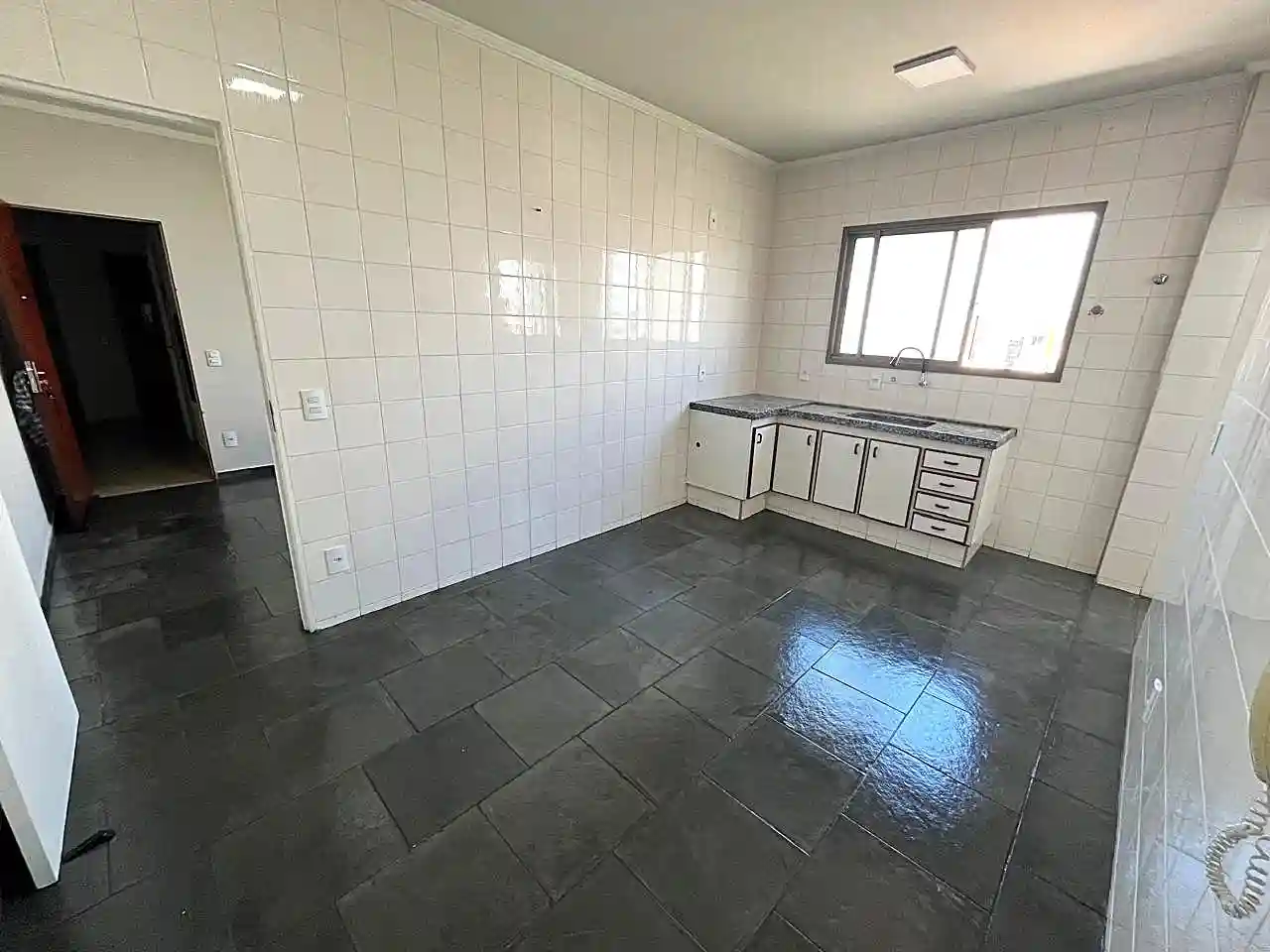 Apartamento com 2 quartos à venda, 70m² — foto 14 de 20