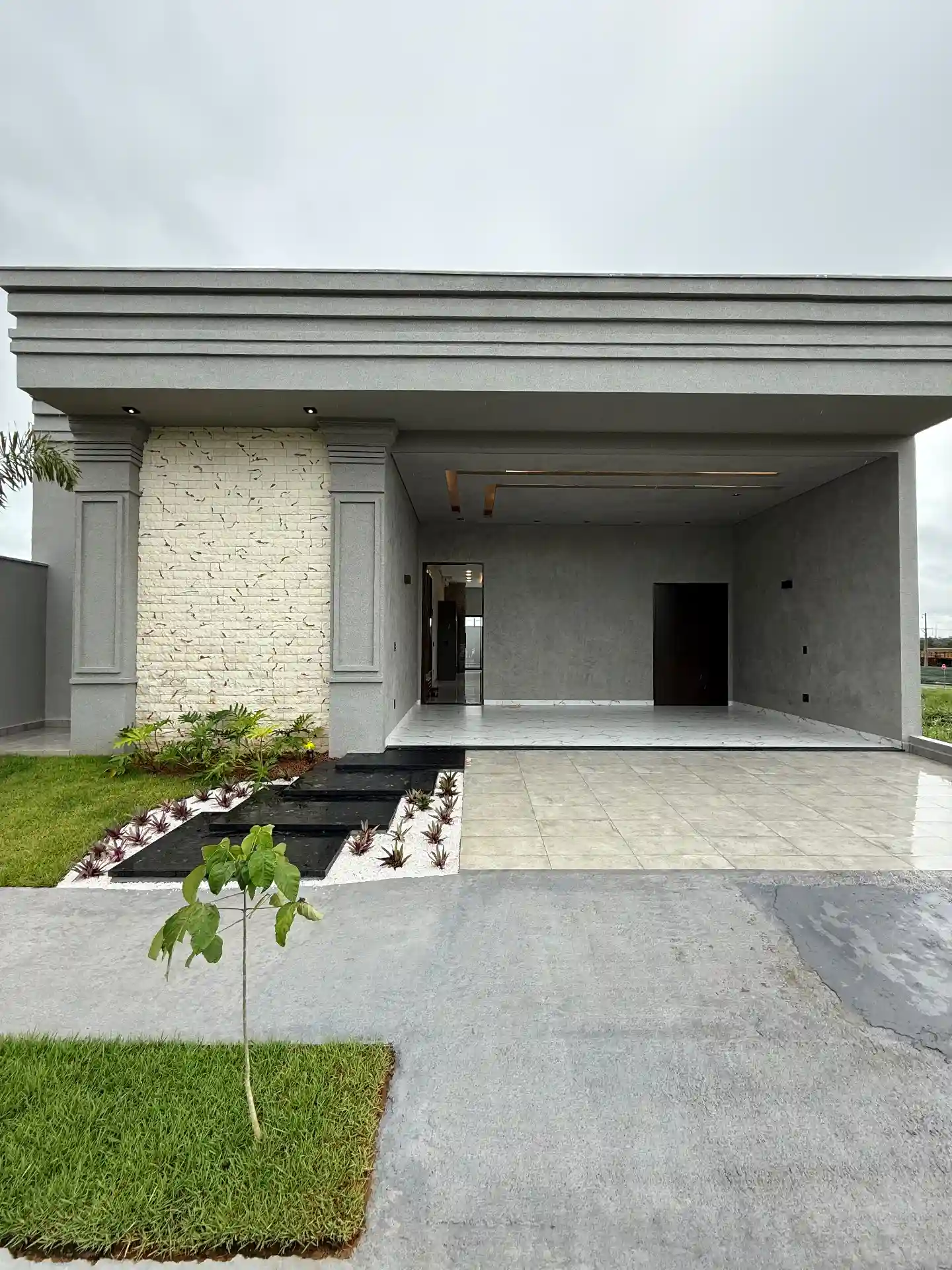 Casa de Condomínio com 3 quartos à venda, 300m² — foto 2 de 23