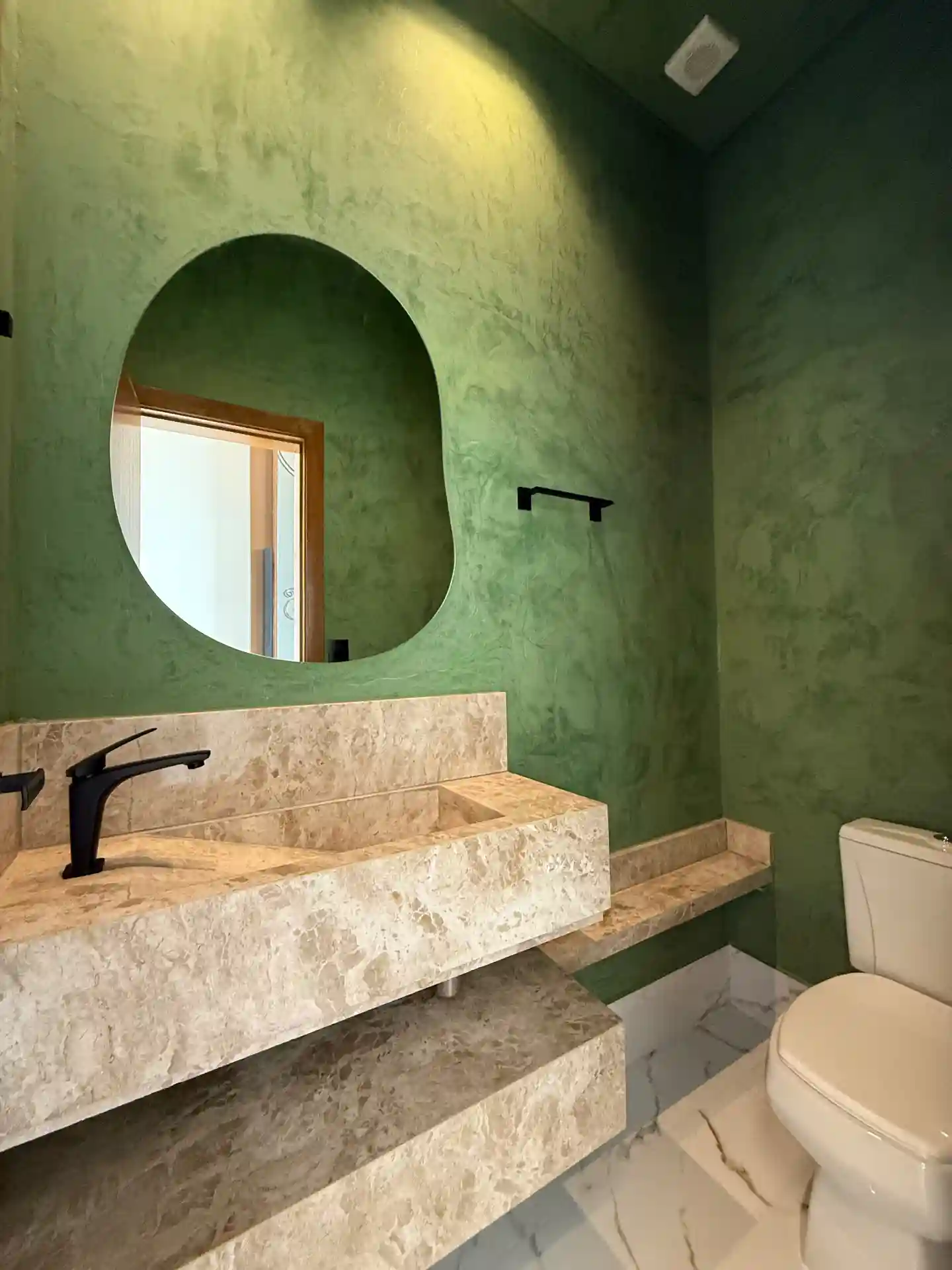 Casa de Condomínio com 3 quartos à venda, 300m² — foto 7 de 23