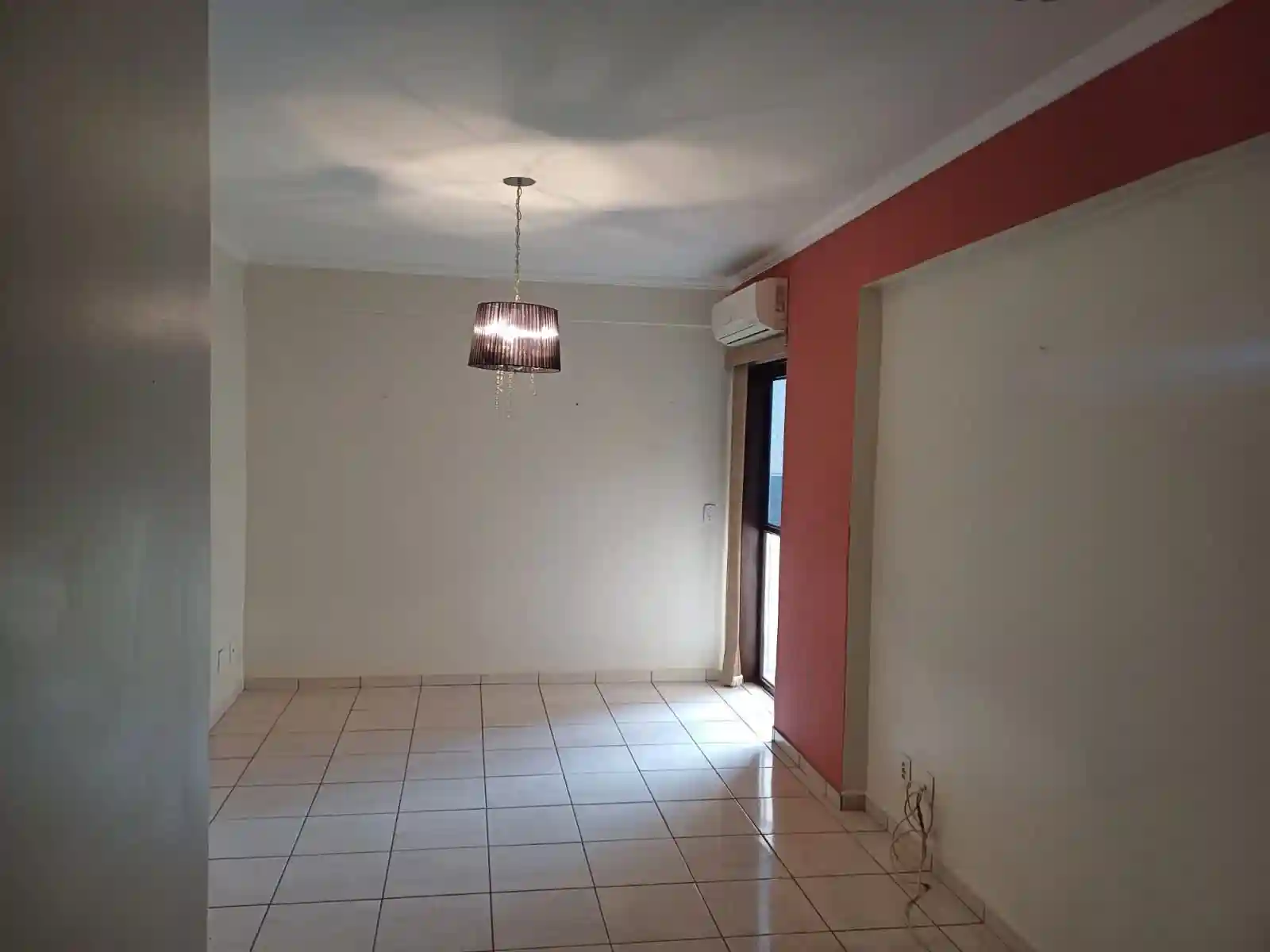 Apartamento com 2 quartos à venda, 65m² — foto 1 de 17