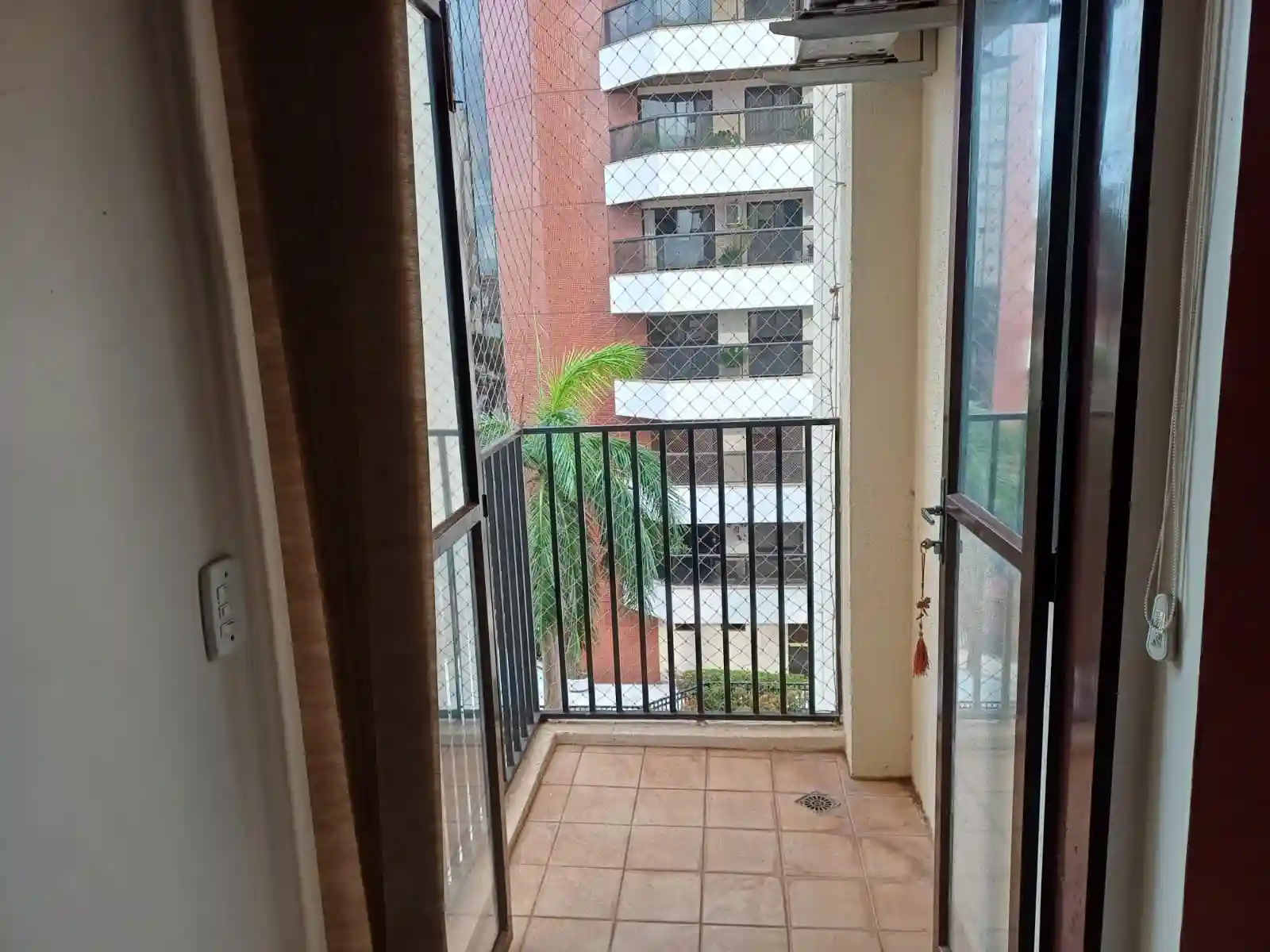 Apartamento com 2 quartos à venda, 65m² — foto 3 de 17