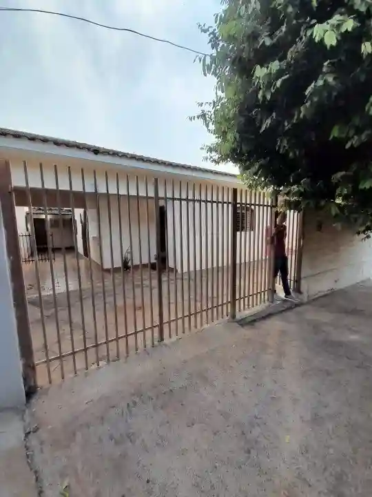 Casa com 3 quartos à venda, 288m² — foto 18 de 19