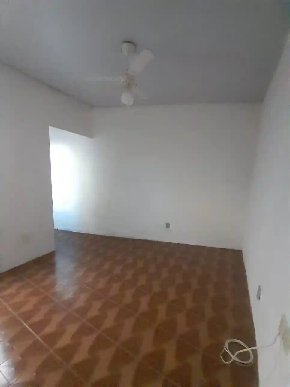 Casa com 3 quartos à venda, 288m² — foto 2 de 19