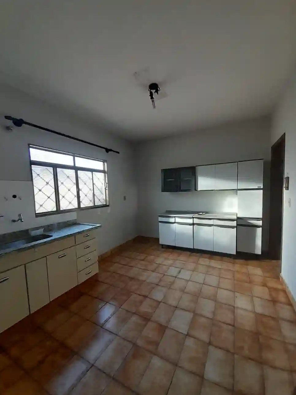 Casa com 3 quartos à venda, 288m² — foto 14 de 19