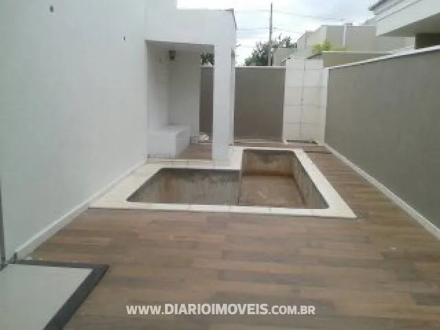 Casa de Condomínio à venda — foto 3 de 4