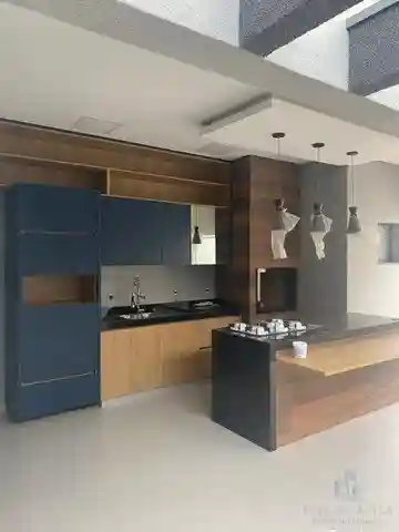 Casa de Condomínio com 3 quartos à venda, 253m² — foto 11 de 28