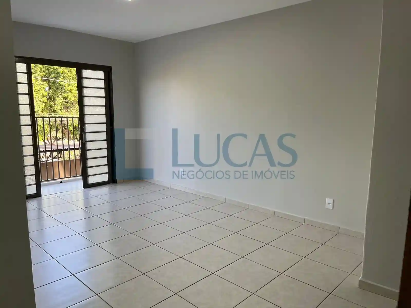 Apartamento com 3 quartos à venda, 89m² — foto 2 de 16