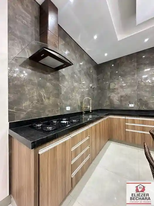 Casa com 3 quartos à venda, 170m² — foto 10 de 24