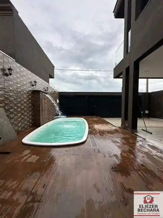 Casa com 3 quartos à venda, 170m² — foto 3 de 24