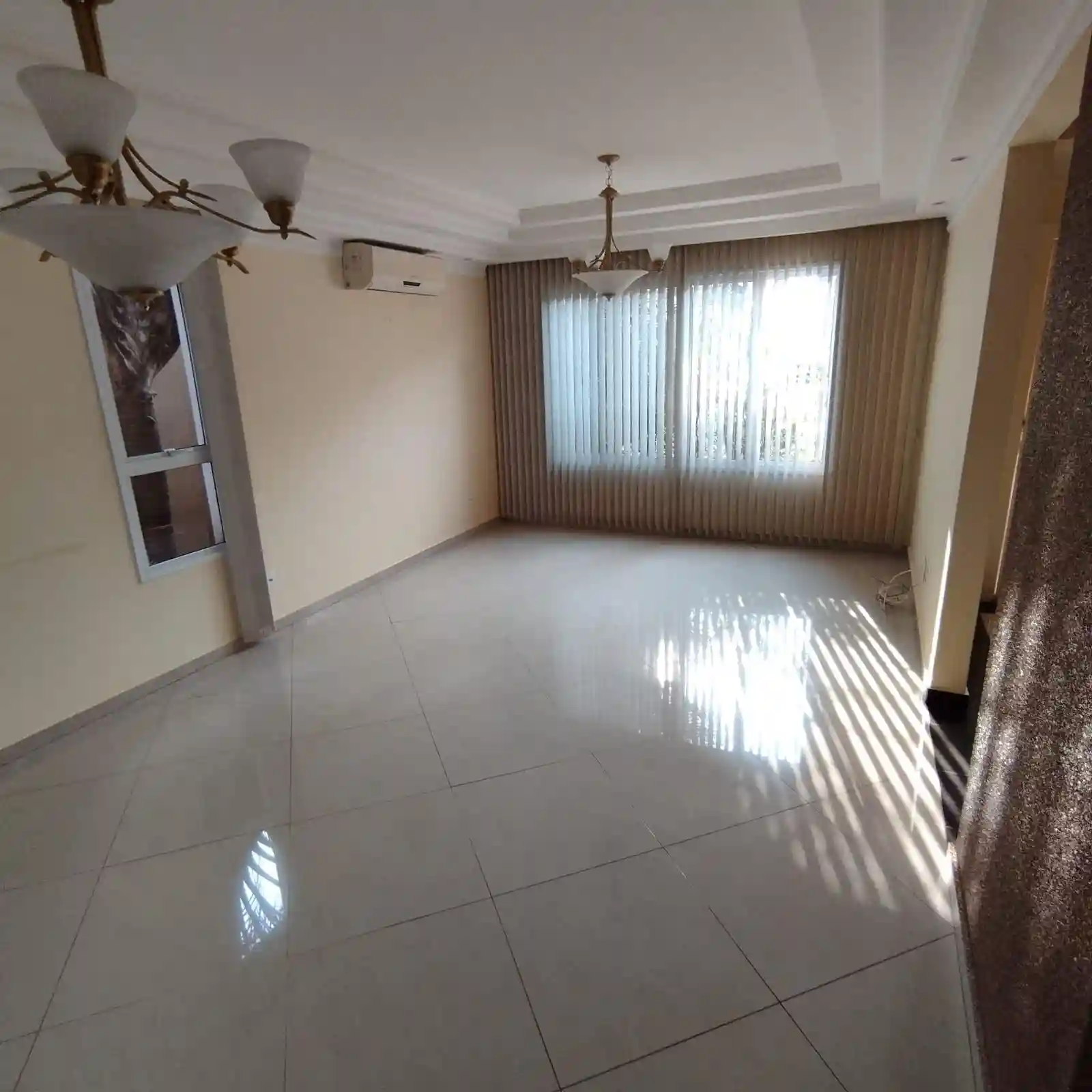 Casa de Condomínio com 3 quartos à venda, 200m² — foto 11 de 45