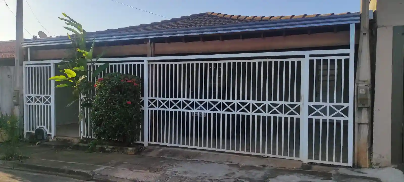 Casa com 2 quartos à venda, 150m² — foto 1 de 13