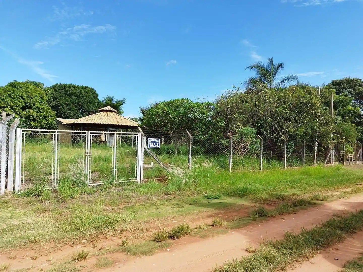 Fazenda / Sítio / Chácara  à venda, 1000m² — foto 3 de 3