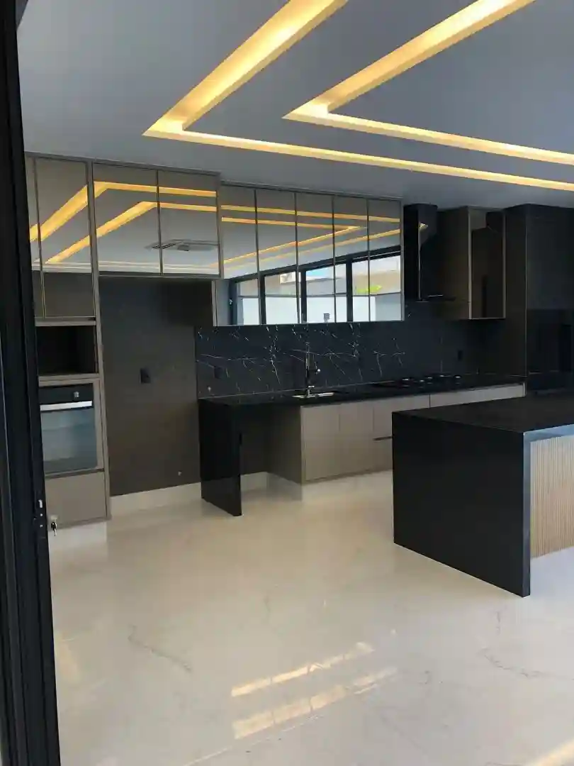 Casa de Condomínio com 4 quartos à venda, 468m² — foto 15 de 16