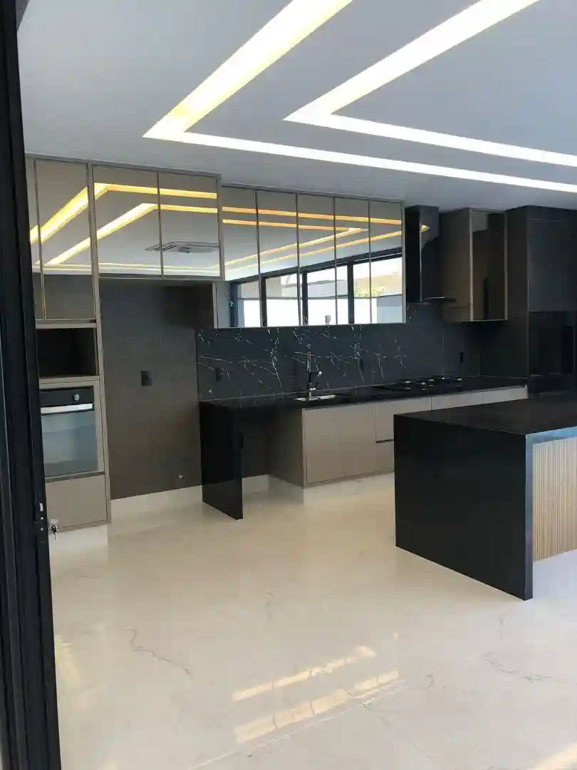 Casa de Condomínio com 4 quartos à venda, 468m² — foto 12 de 16