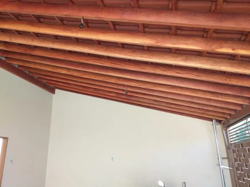 Casa à venda — foto 2 de 3