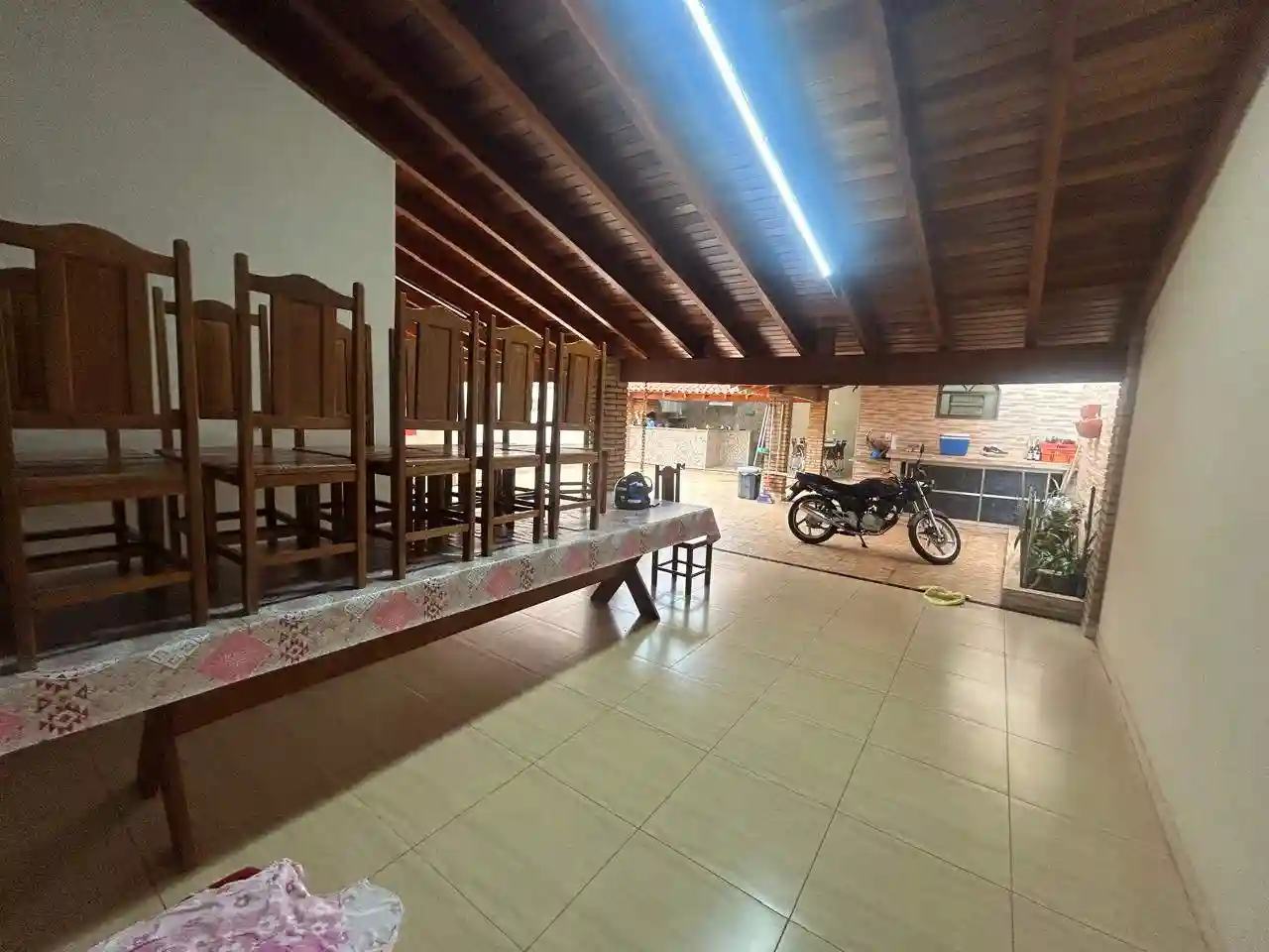 Casa com 3 quartos à venda, 418m² — foto 3 de 26