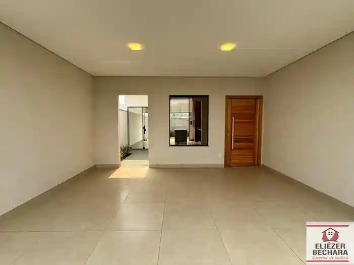 Casa com 3 quartos à venda, 100m² — foto 3 de 18